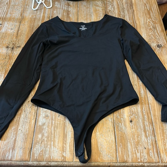 NUUDS | Long Sleeve Scoop Neck Bodysuit - Picture 1 of 4